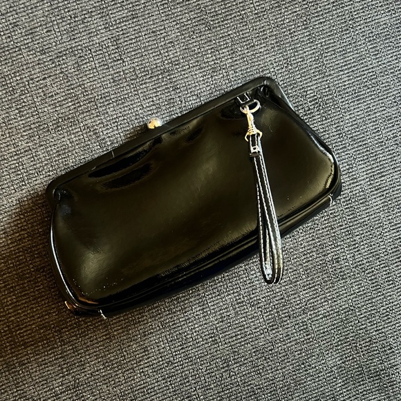 Black Mixit Clutch - Picture 2 of 4